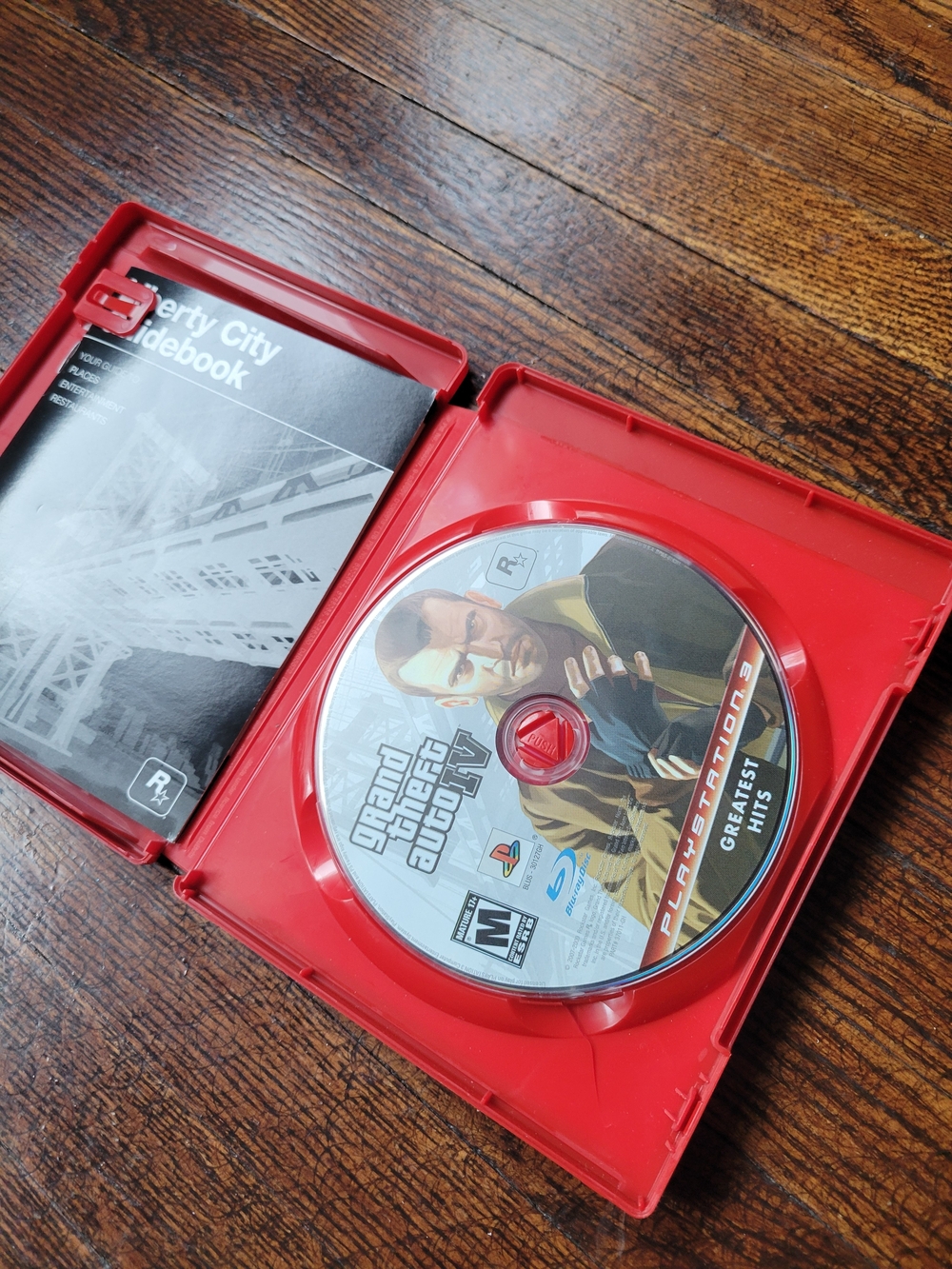 Sony PS3 Grand Theft Auto IV — Red Greatest Hits Game 2008 - Picture 5 of 13